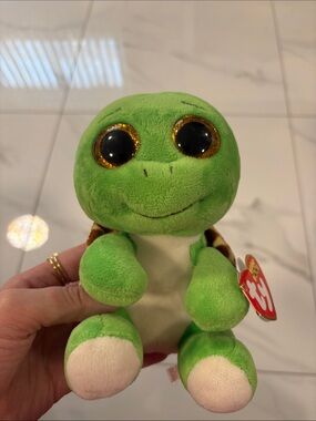 Ty Green Turtle Plush with Gold-Rim Eyes and Cream Belly
